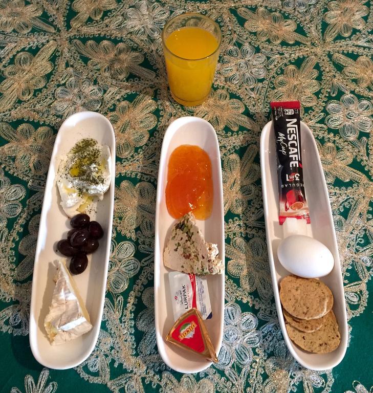 艾默森酒店 贝鲁特 客房 照片